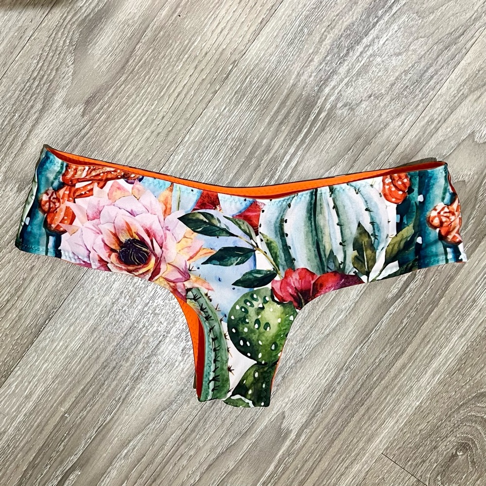 Savage Swim | Ryan Bottom